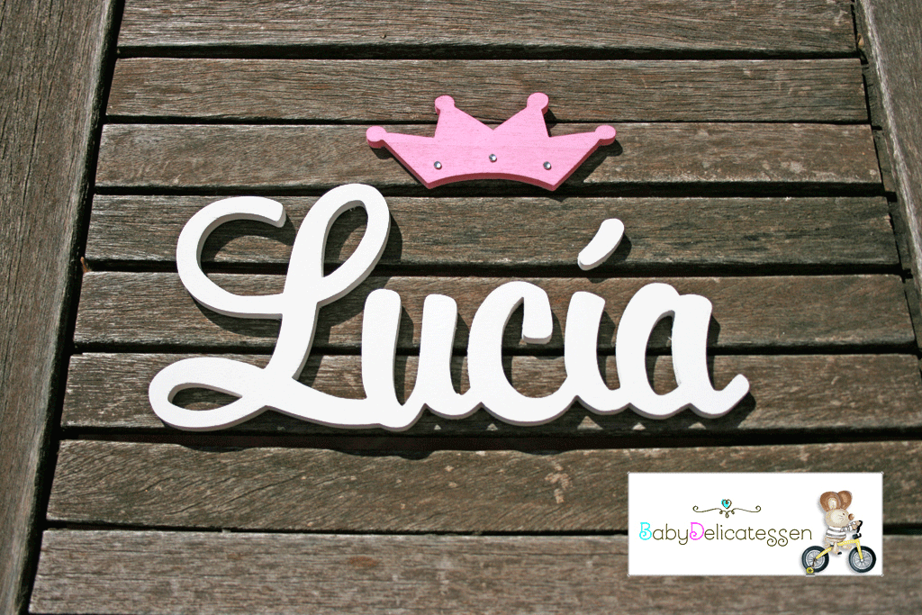 Nombre de madera para pared largura 55 cm.