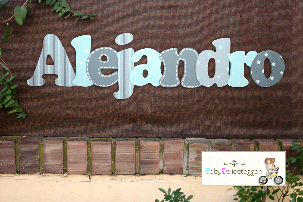 Nombre de madera decorado para pared