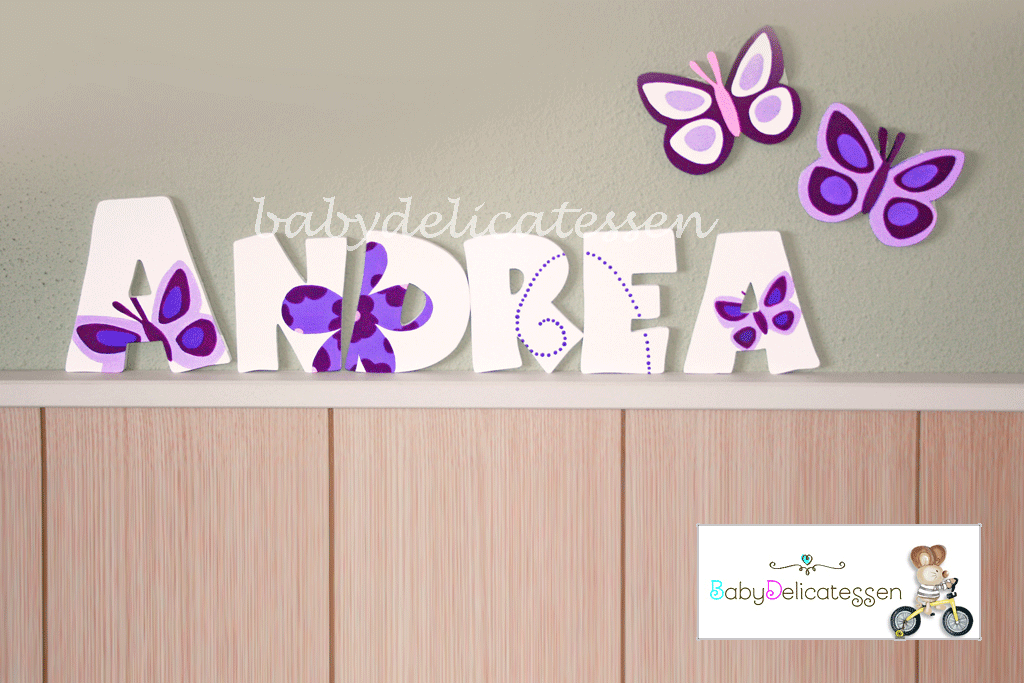 Letras de madera sueltas para pared tipo Baby deco mariposas. 12 cm. de altura